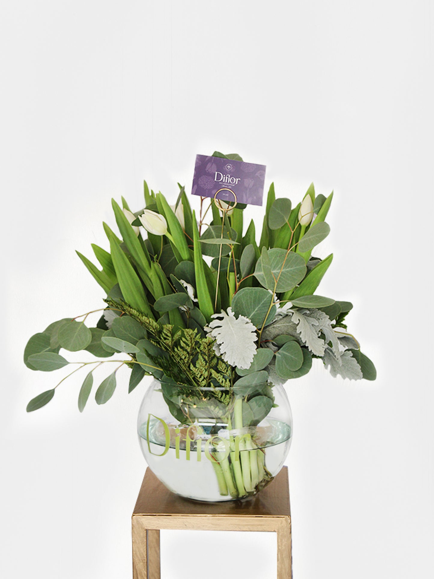 Tulipanes en arreglo
